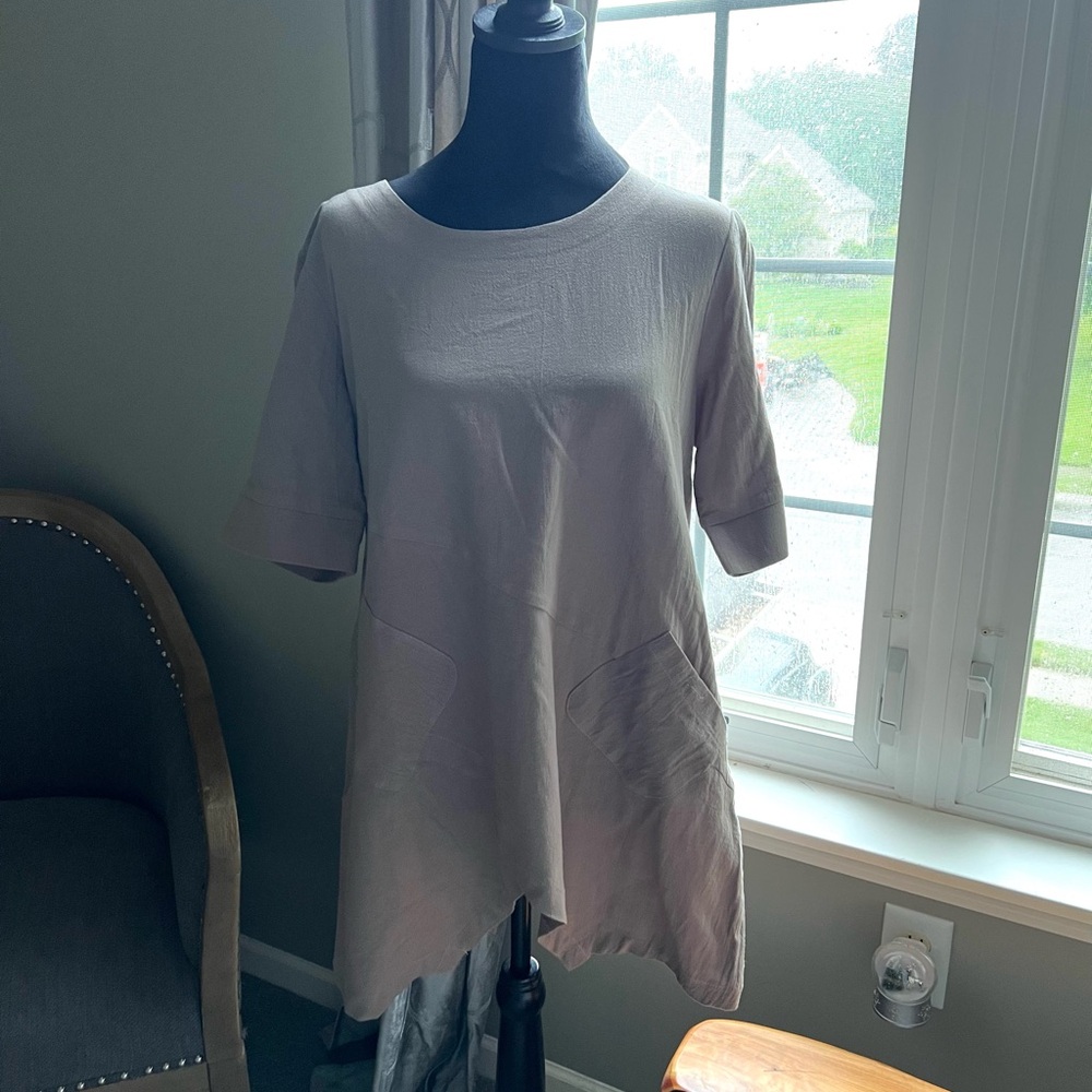 Tan Boxy Tunic with 3/4 Sleeves